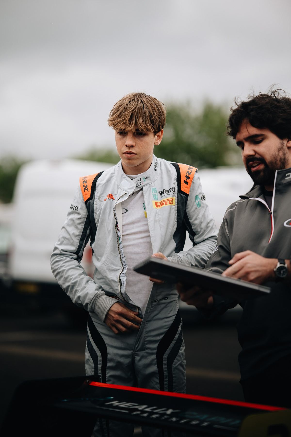 Briefing with the engineer