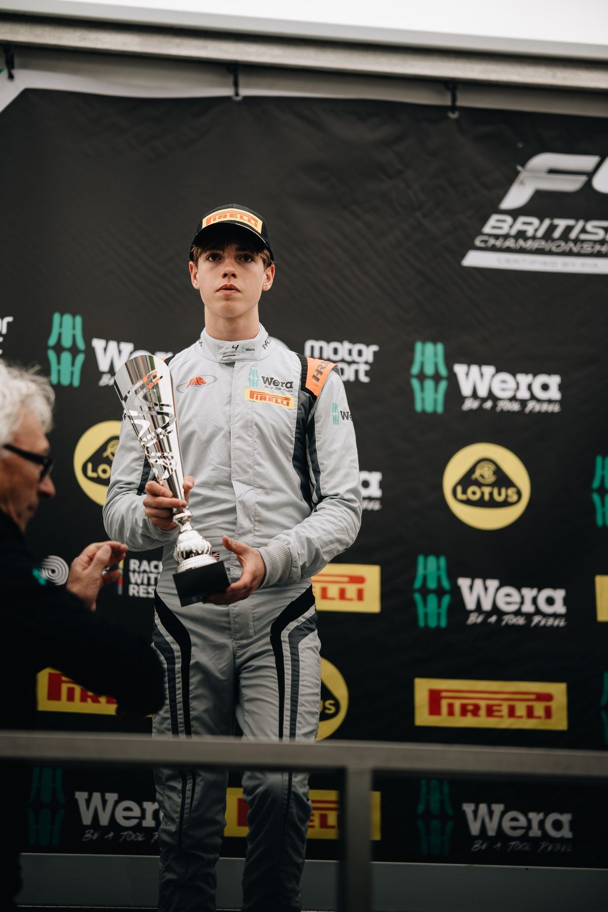 F4 — Trophy presentation
