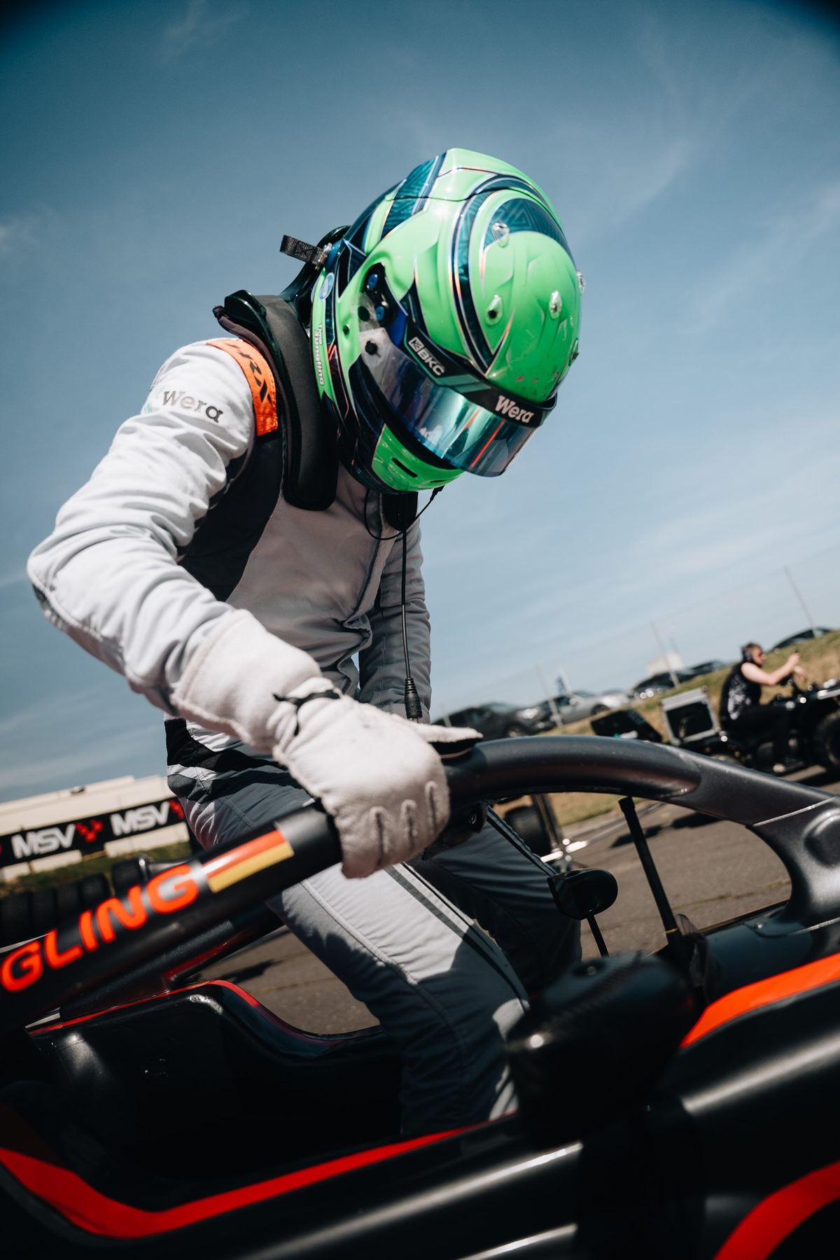 Snetterton — Climbing in