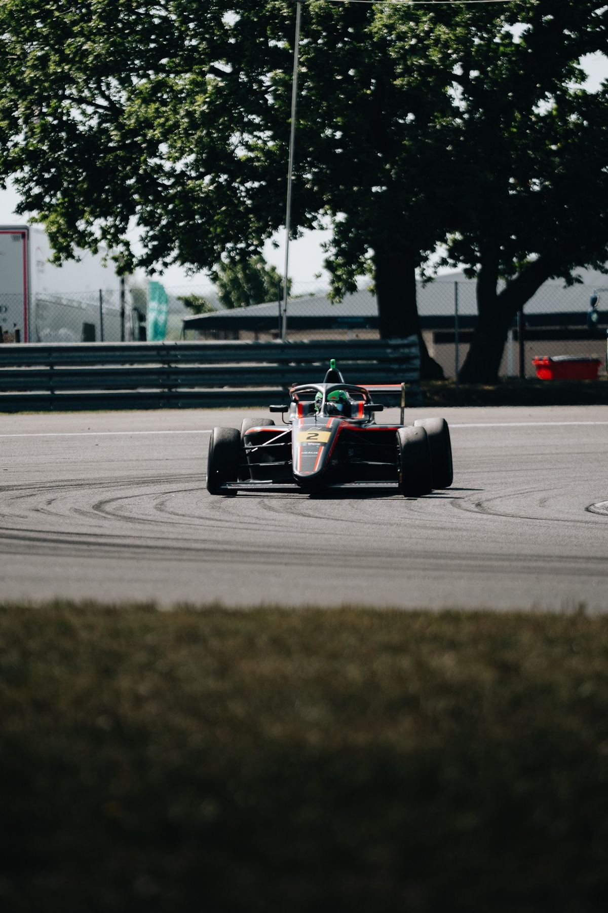 Snetterton — Through the trees